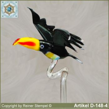 Flowers rods, orchids rods, flowers holders made ??of glass with glass bird Toucan